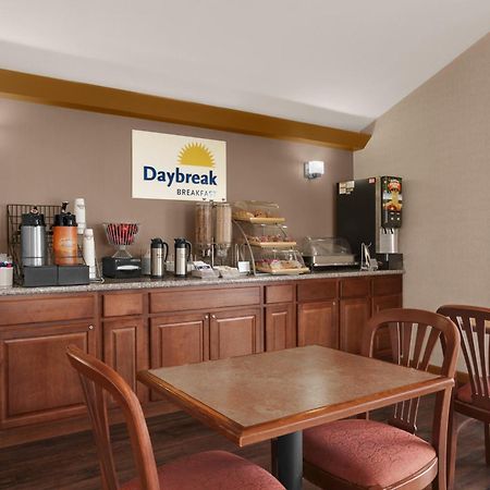 Days Inn By Wyndham Middletown New Hampton Exterior photo