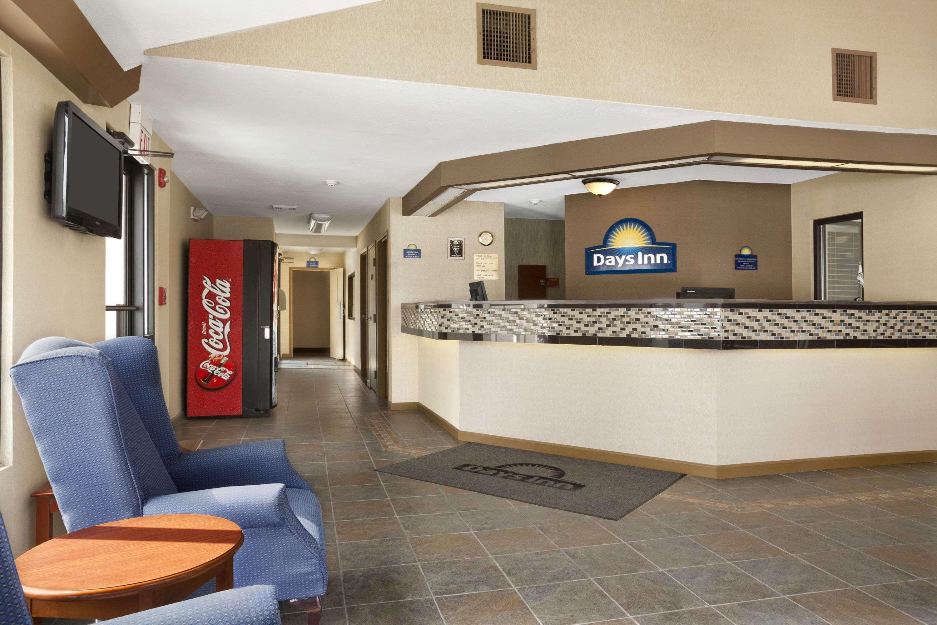 Days Inn By Wyndham Middletown New Hampton Exterior photo