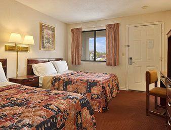Days Inn By Wyndham Middletown New Hampton Exterior photo