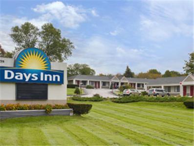 Days Inn By Wyndham Middletown New Hampton Exterior photo